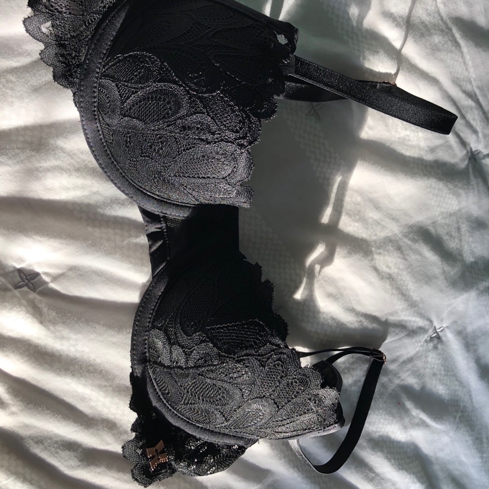 Worn once savage fenty balconette bra